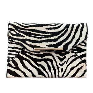 🖤ZARA Stylish Zebra Print Envelope Clutch w/ optional gold chain strap.